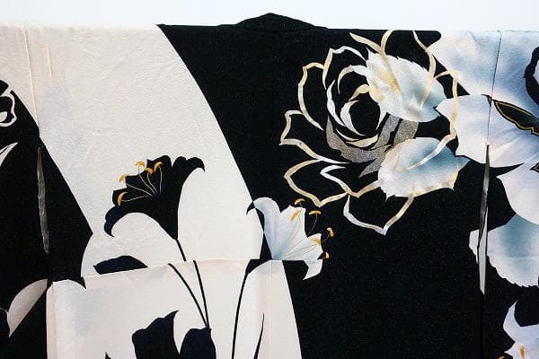 ★専用★美品 振袖 銀通し 黒 オフホワイト 薔薇 トールサイズ 身丈175cm