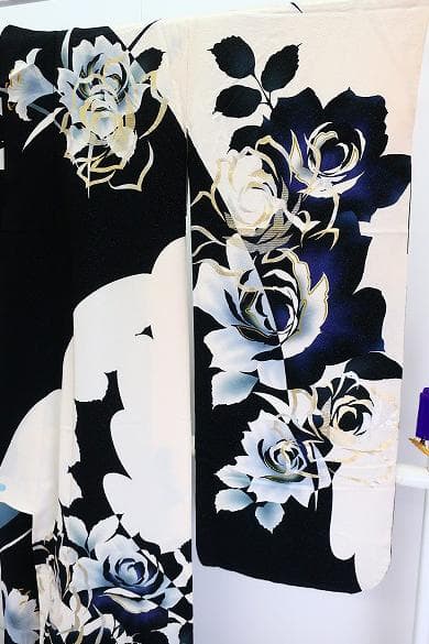 ★専用★美品 振袖 銀通し 黒 オフホワイト 薔薇 トールサイズ 身丈175cm