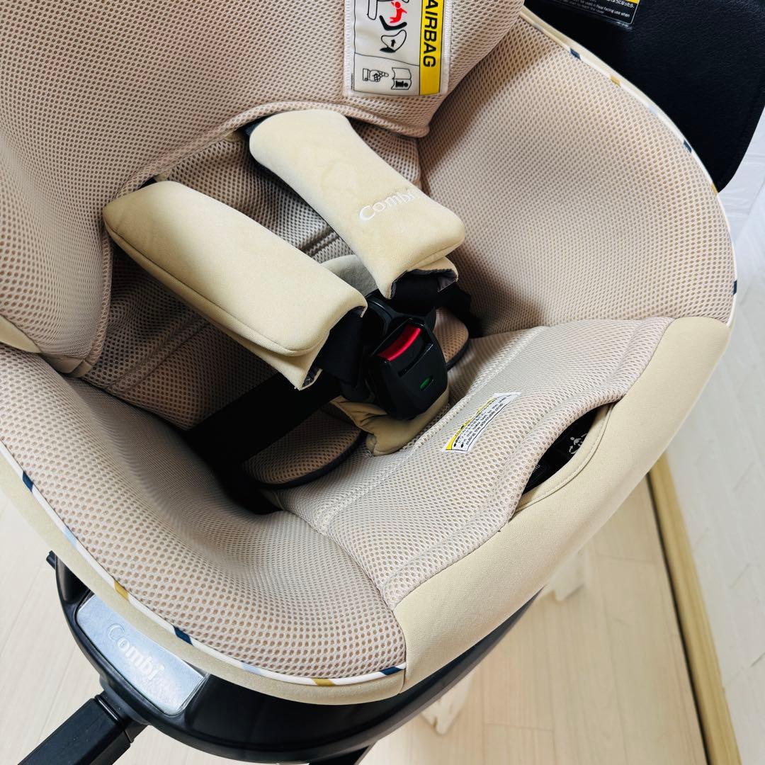 ✨ほぼ新品✨コンビ チャイルドシート クルムーヴスマートisofix ベージュ