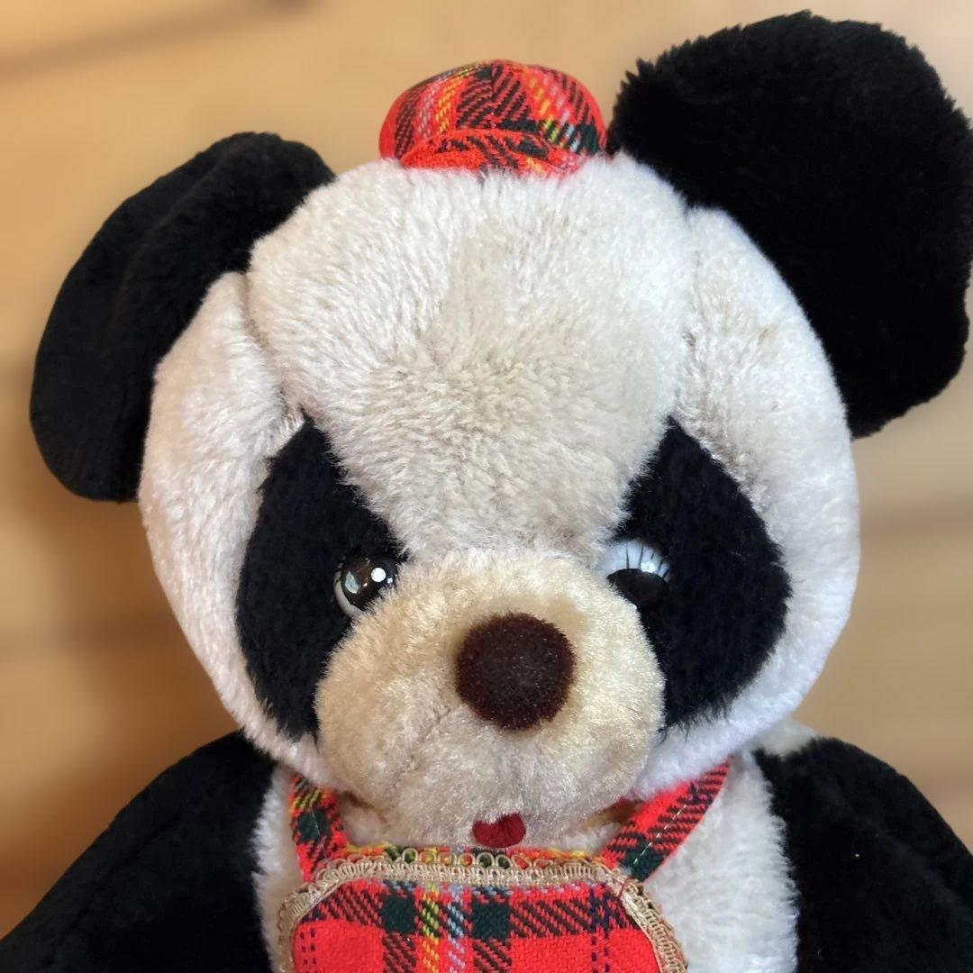 昭和レトロ　パンダぬいぐるみ 赤チェックオーバーオール