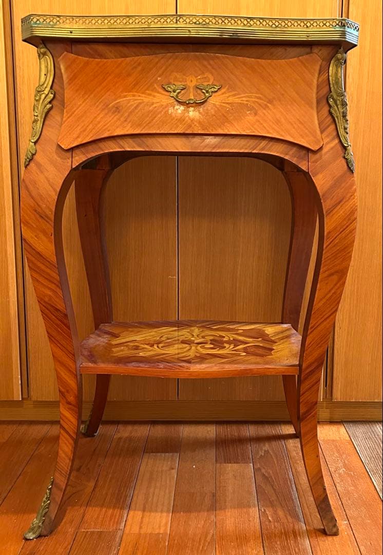 d*7様 チェスト　サイドテーブル　象嵌細工　イタリア製　クラシックスタイル