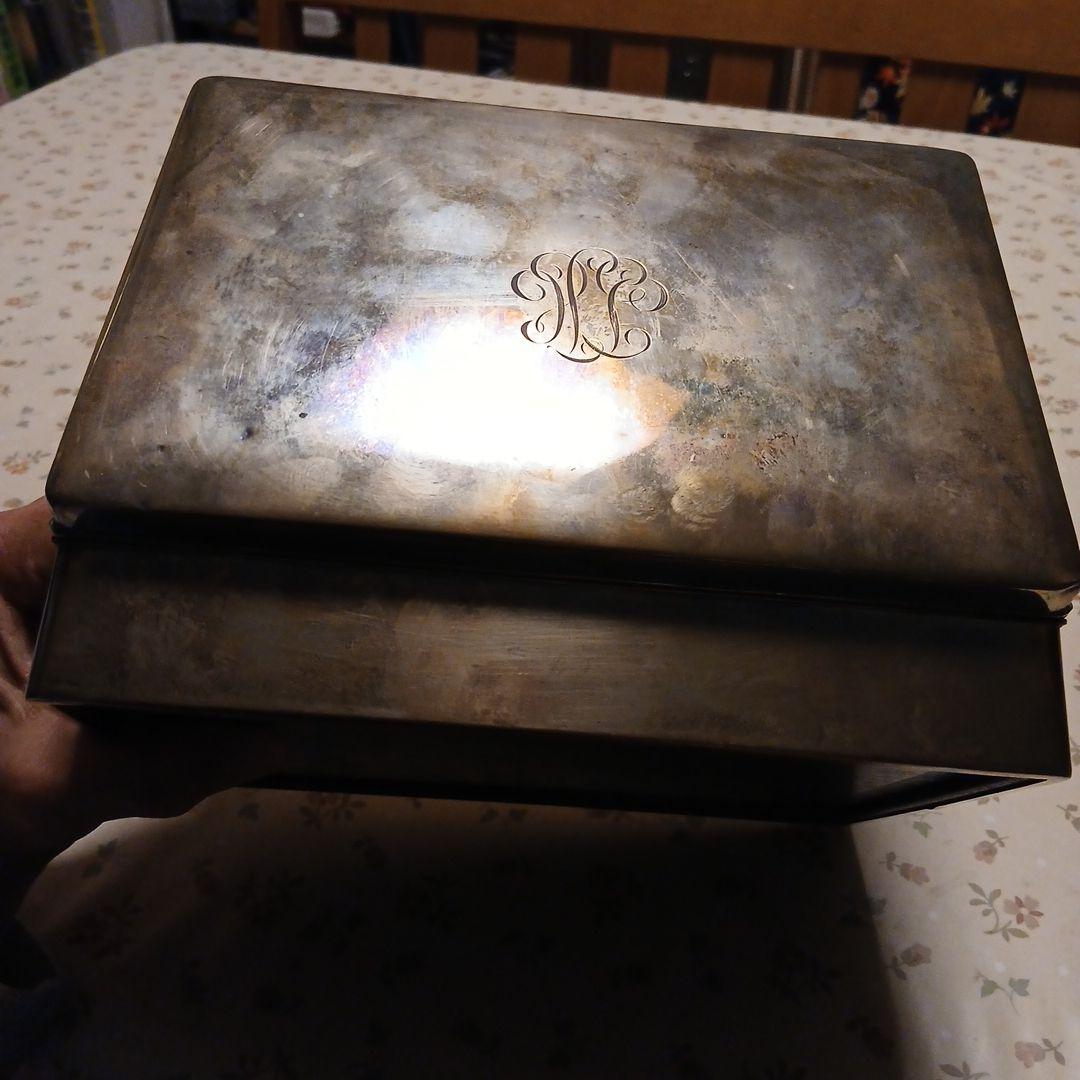 スターリングシルバー950モノグラム入り葉巻ケース