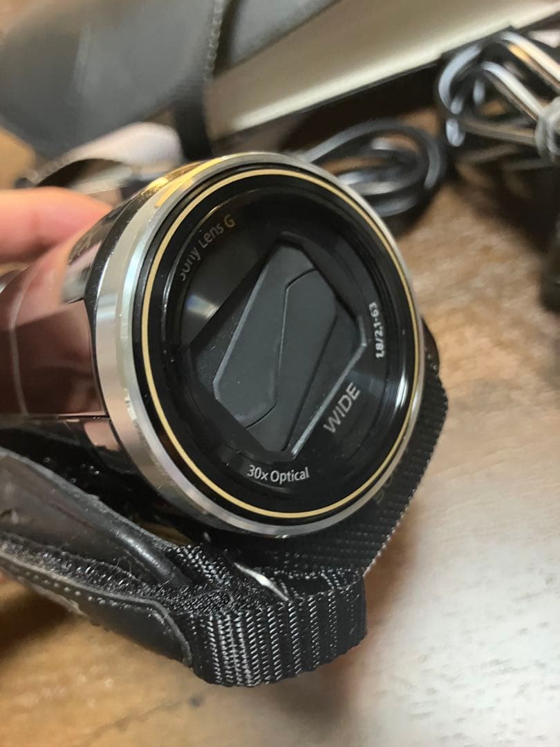 Sony ビデオカメラ　HDR-PJ20