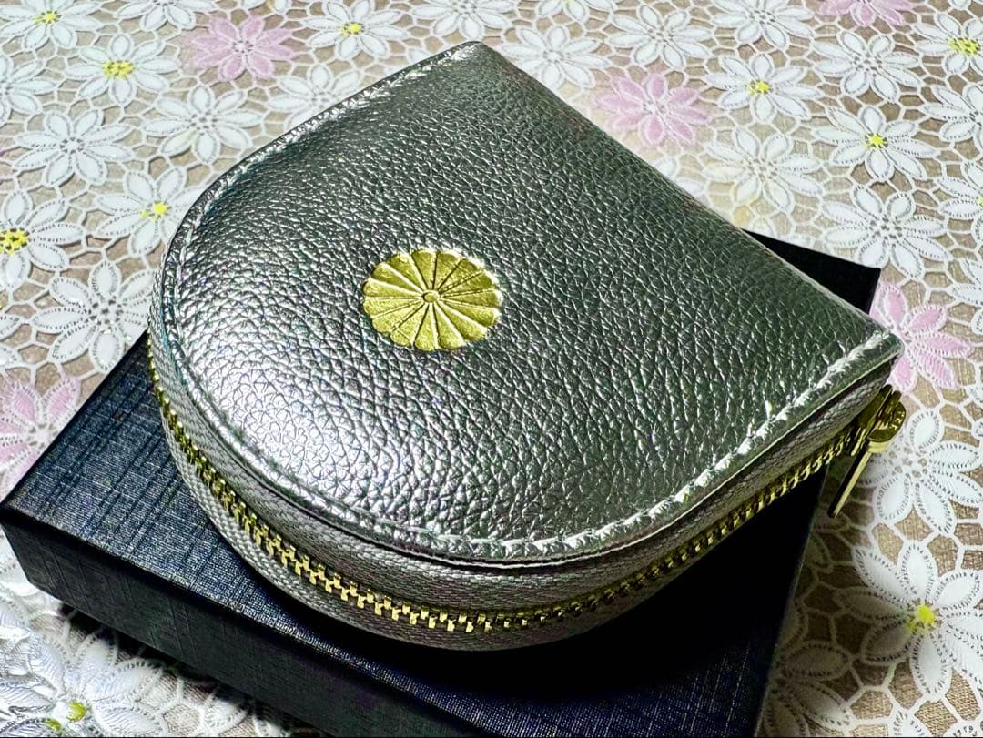 【皇居財布】馬蹄型小銭入れ/シルバー ／新品未使用/高級牛革/年内入手困難
