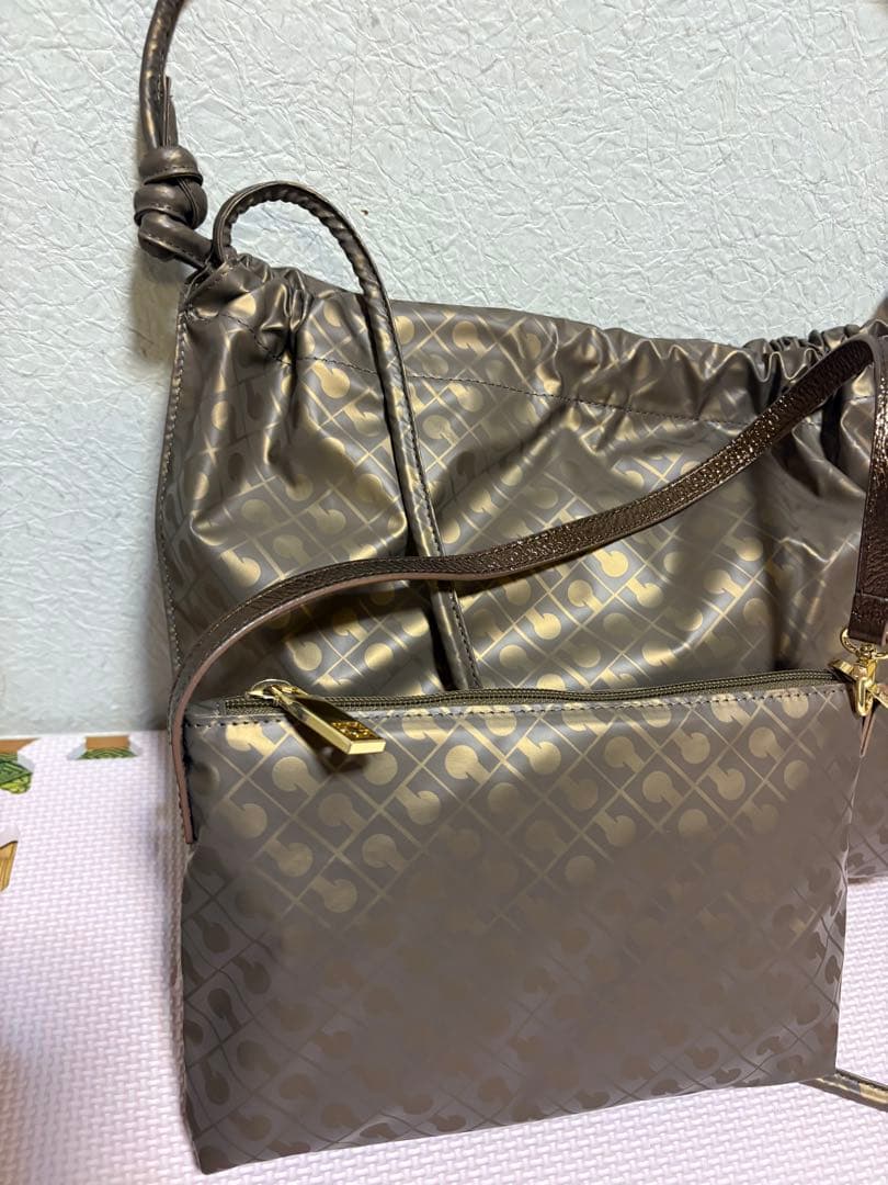 mitsurinさま用 ゲラルディーニ☆ソフティ☆ショルダーバッグ☆ポーチ付き