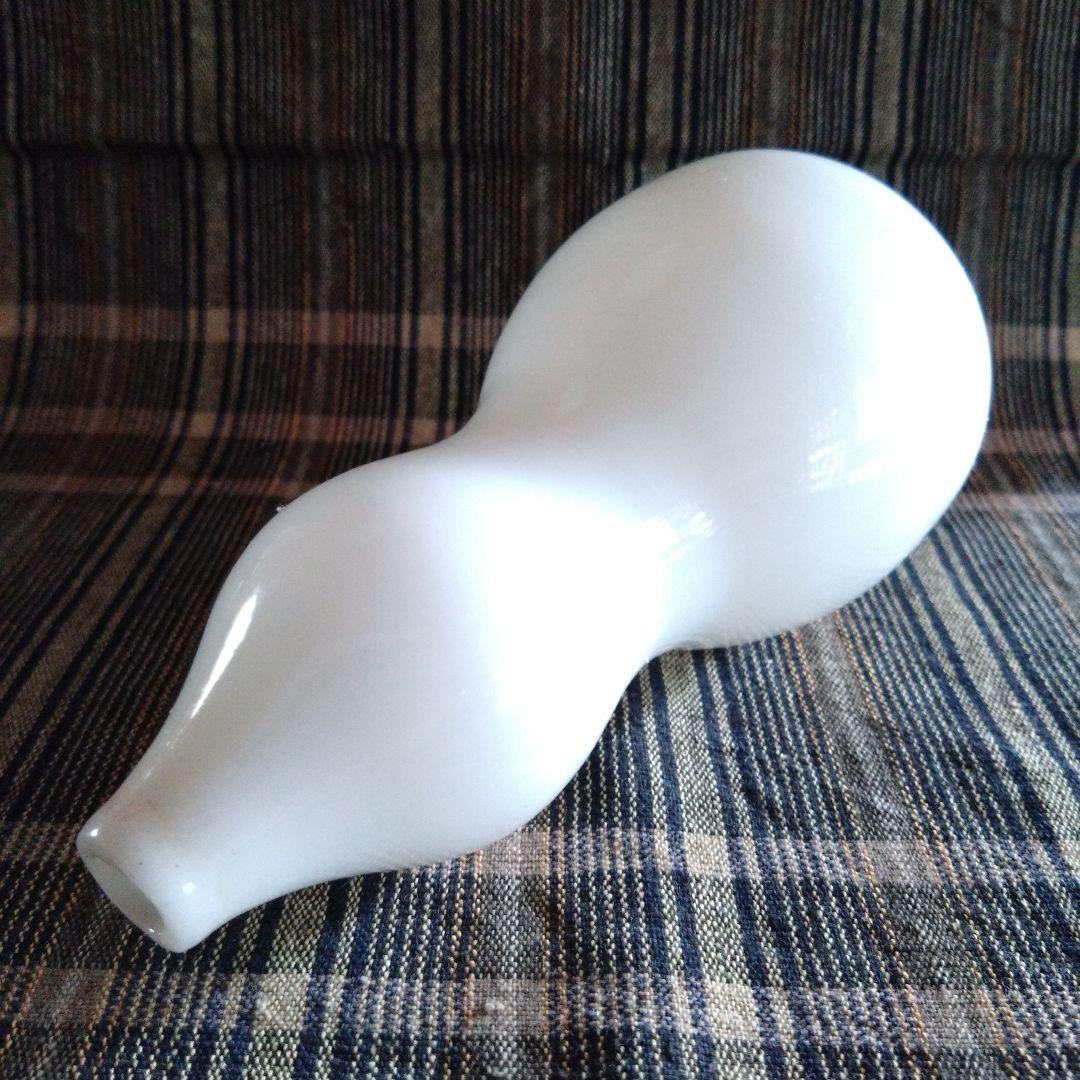 乳白色瓢形ガラス徳利