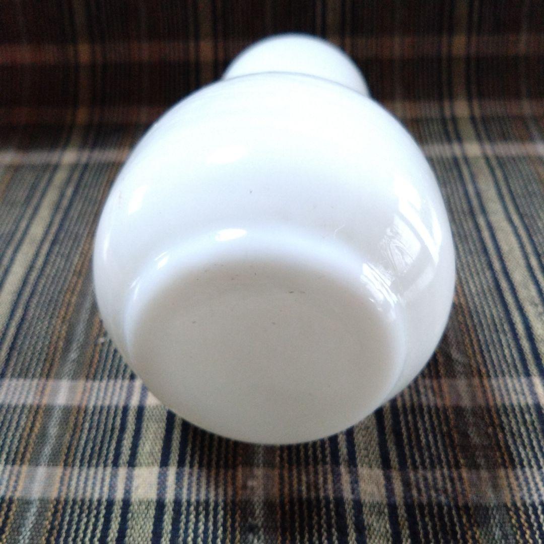 乳白色瓢形ガラス徳利