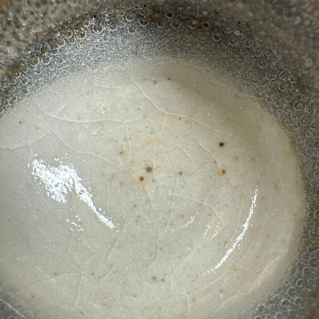 酒井甲夫　鼠志野ぐい呑み　口径7.4㎝　共箱　東さ7-0414②