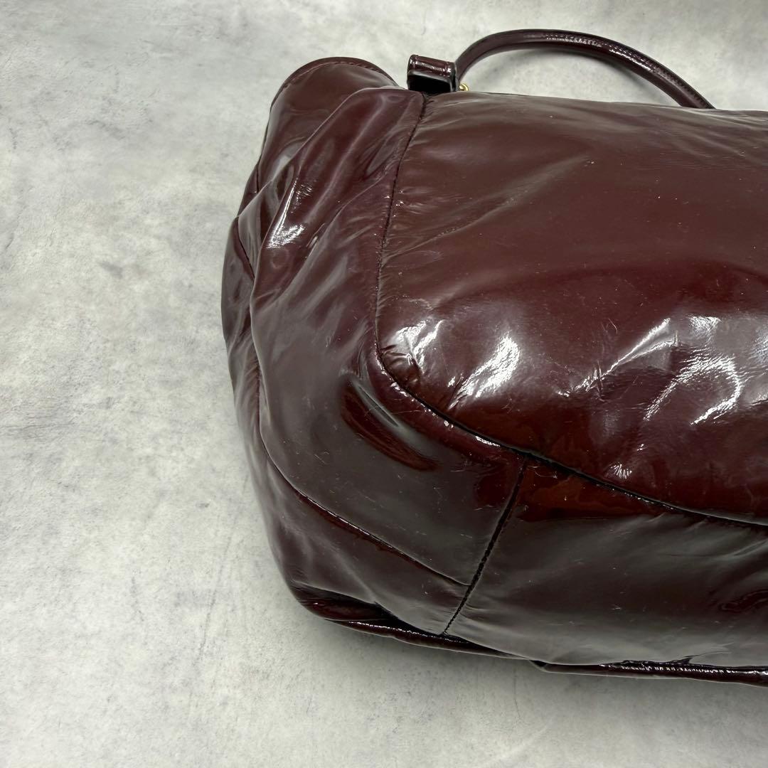 コーチ マディソン ハンドバッグ エナメル ボルドー 18610