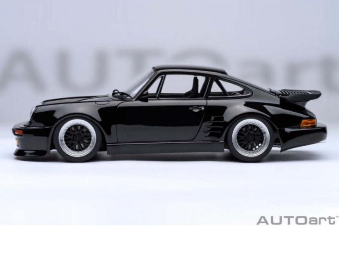 二*父様 【新品未開封】湾岸ミッドナイト　ポルシェ911 オートアート　1/18