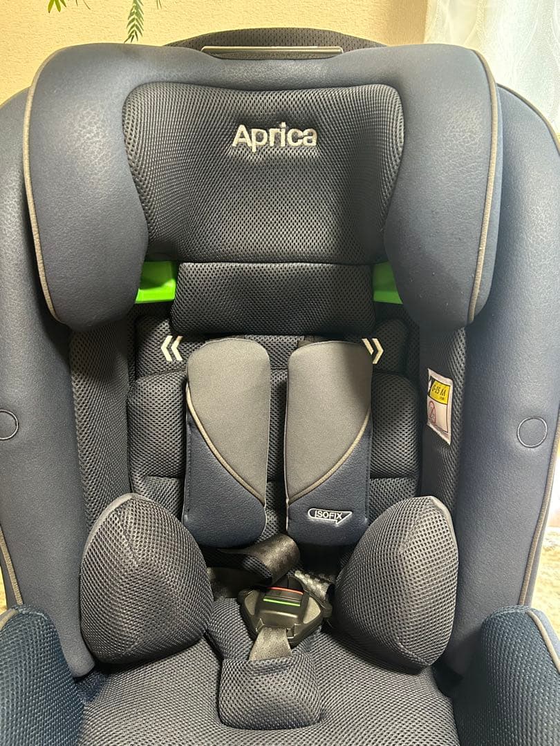 極美品 アップリカ フォームフィット セーフティプラス ISOFIX