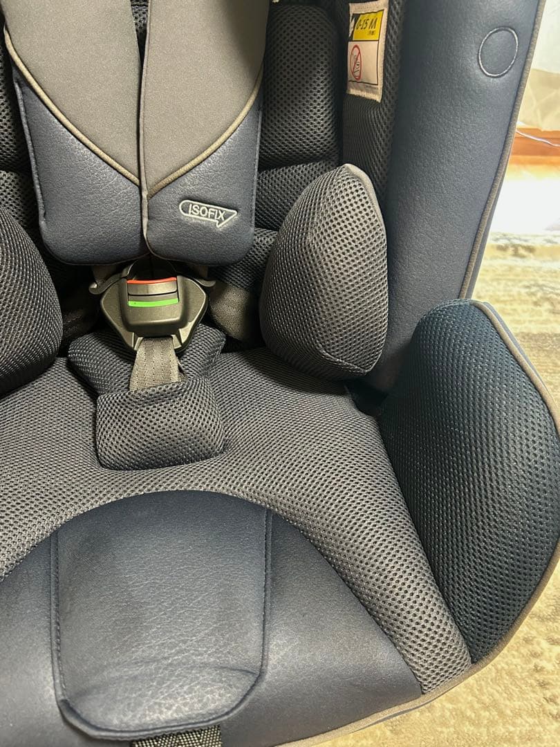 極美品 アップリカ フォームフィット セーフティプラス ISOFIX