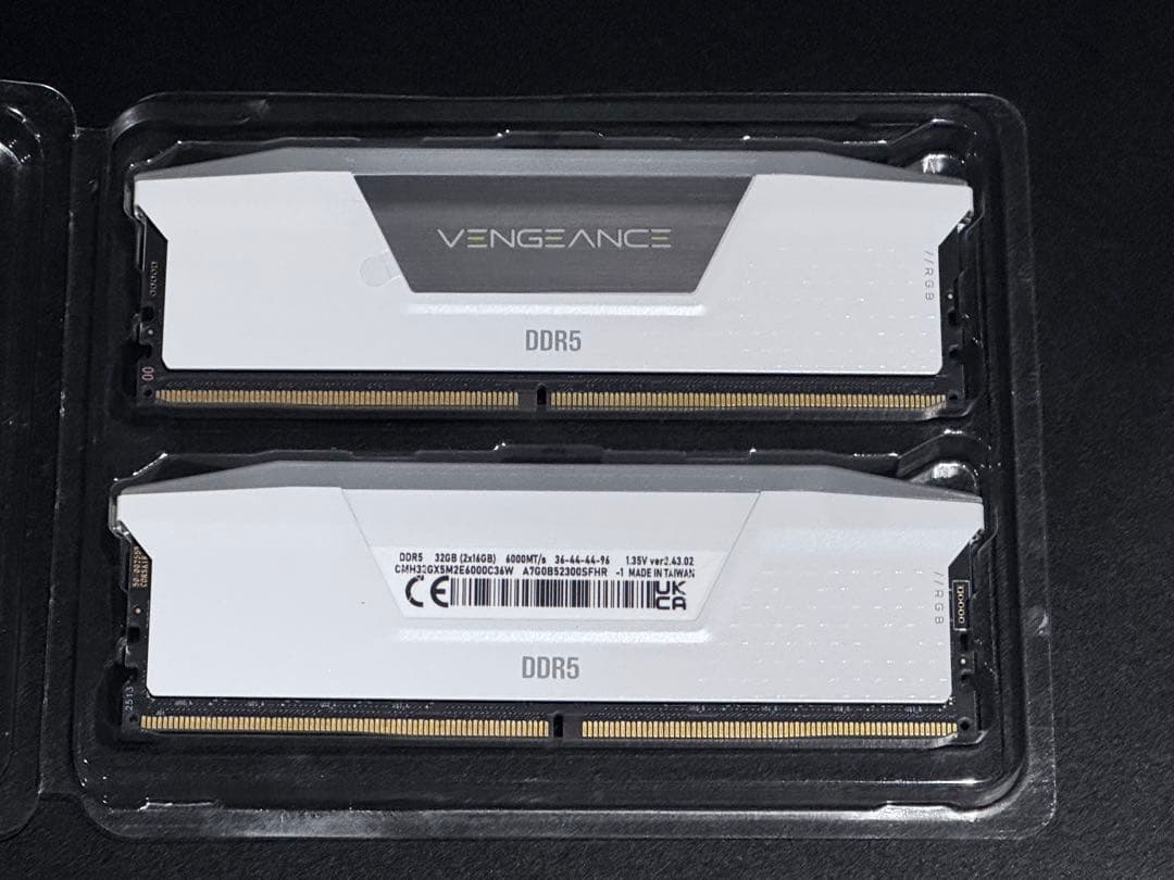 メモリー CORSAIR DDR5-6000MHz XMP Intel