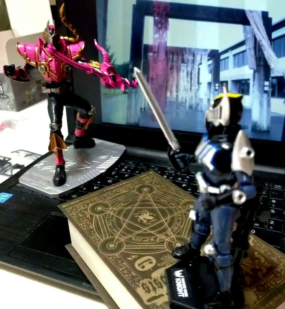 ARTWORKS 仮面ライダー 龍騎 ライアサバイブ