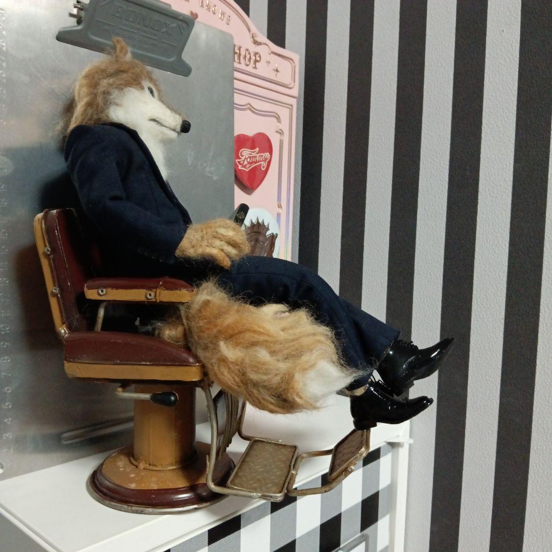 狼ドール 椅子セット スーツ 人形 オオカミ ぬいぐるみ 獣人