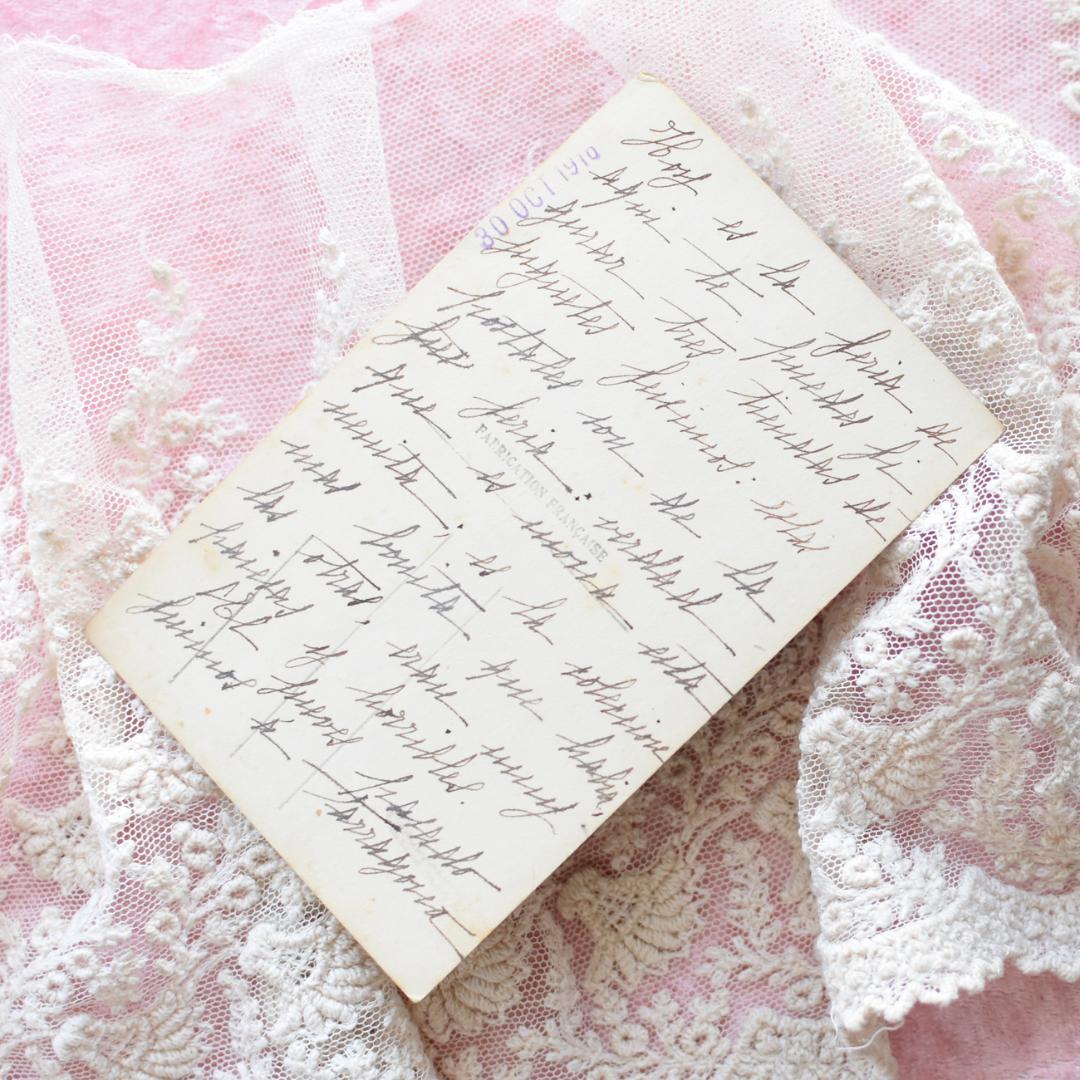 【お取り置き】*アンティークポストカード　すやすや眠るお人形と少女