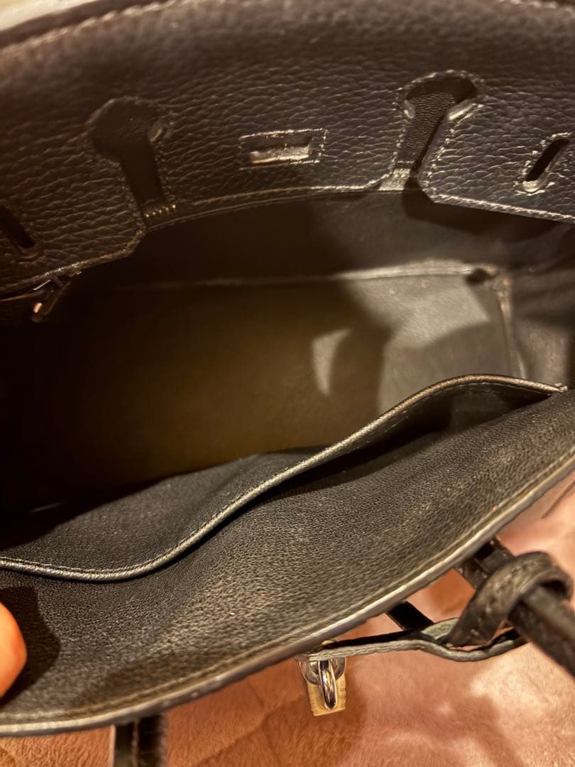 ブラックレザートートバッグ