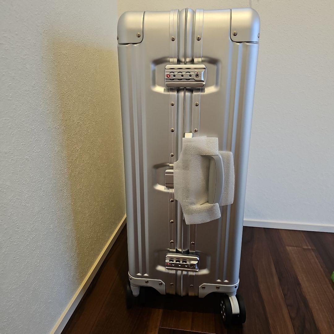 メルセデス　ベンツ　非売品　キャリーケース　キャリーバッグ　新品　未使用品