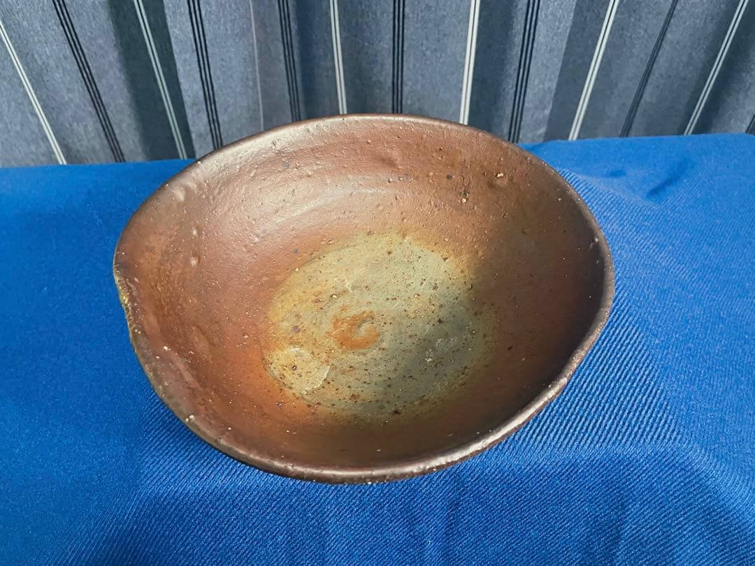 國吉青尚　焼締鉢　（刻銘有り）