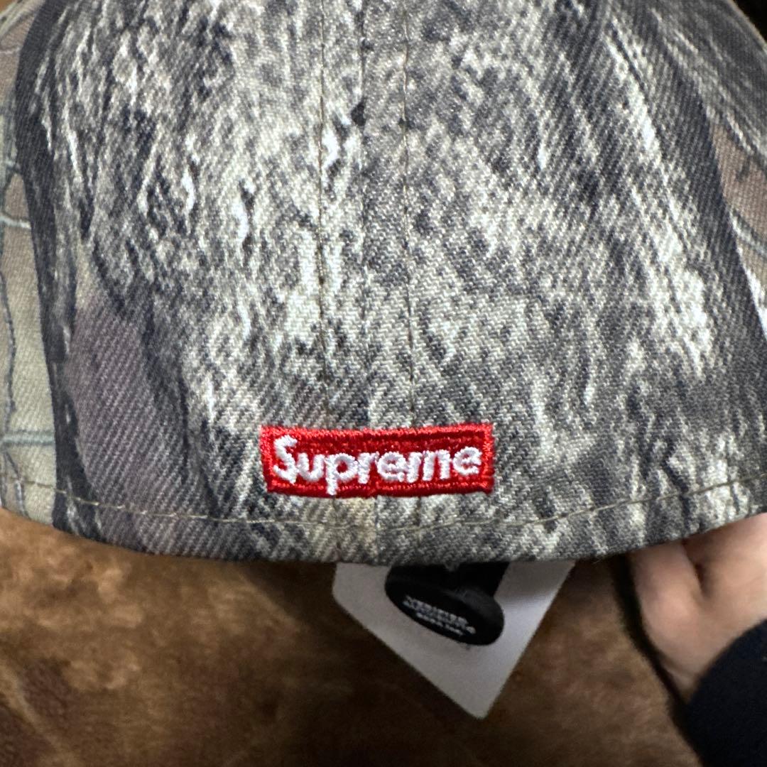 【新品未使用】Supreme NEWERA Sロゴ キャップ　カモ柄