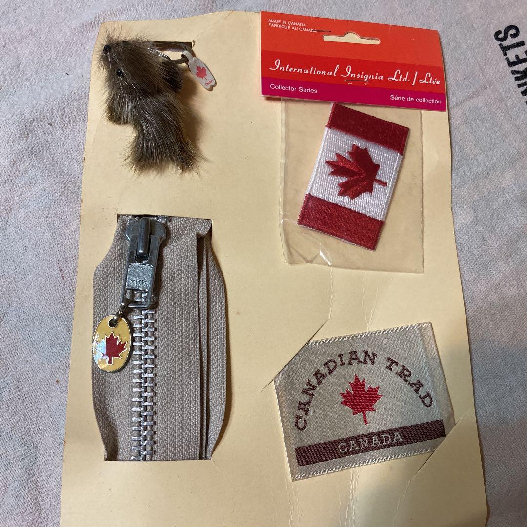 カナダ❤️4点セット　新品未使用　ワッペン&タグ&ファスナー&アザラシキーホルダー