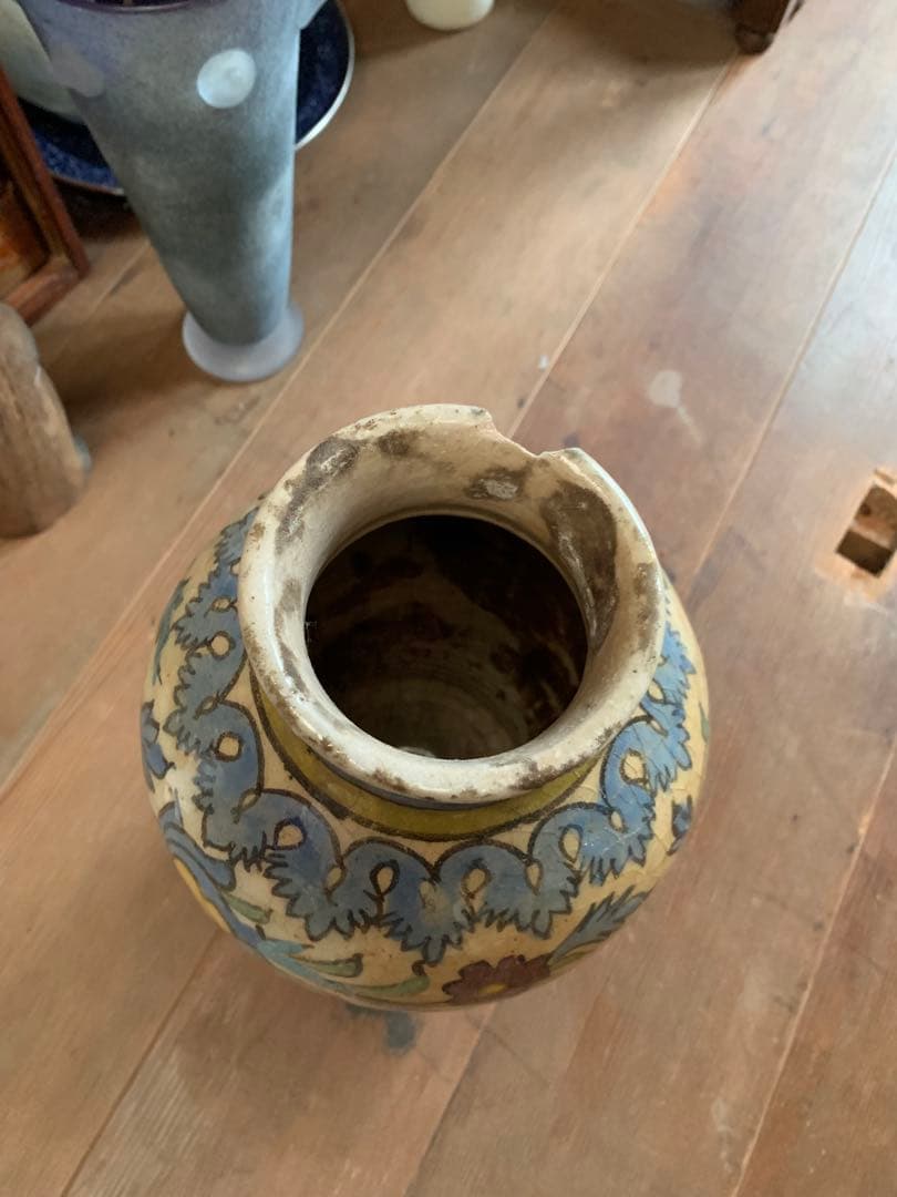 時代　マジョルカ焼　マジョリカ焼　壷　花瓶　フラワーベース　アンティーク