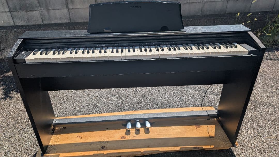 送料込みCASIO PX-770BK 19年製 可愛い♥Brownでスリム大人気