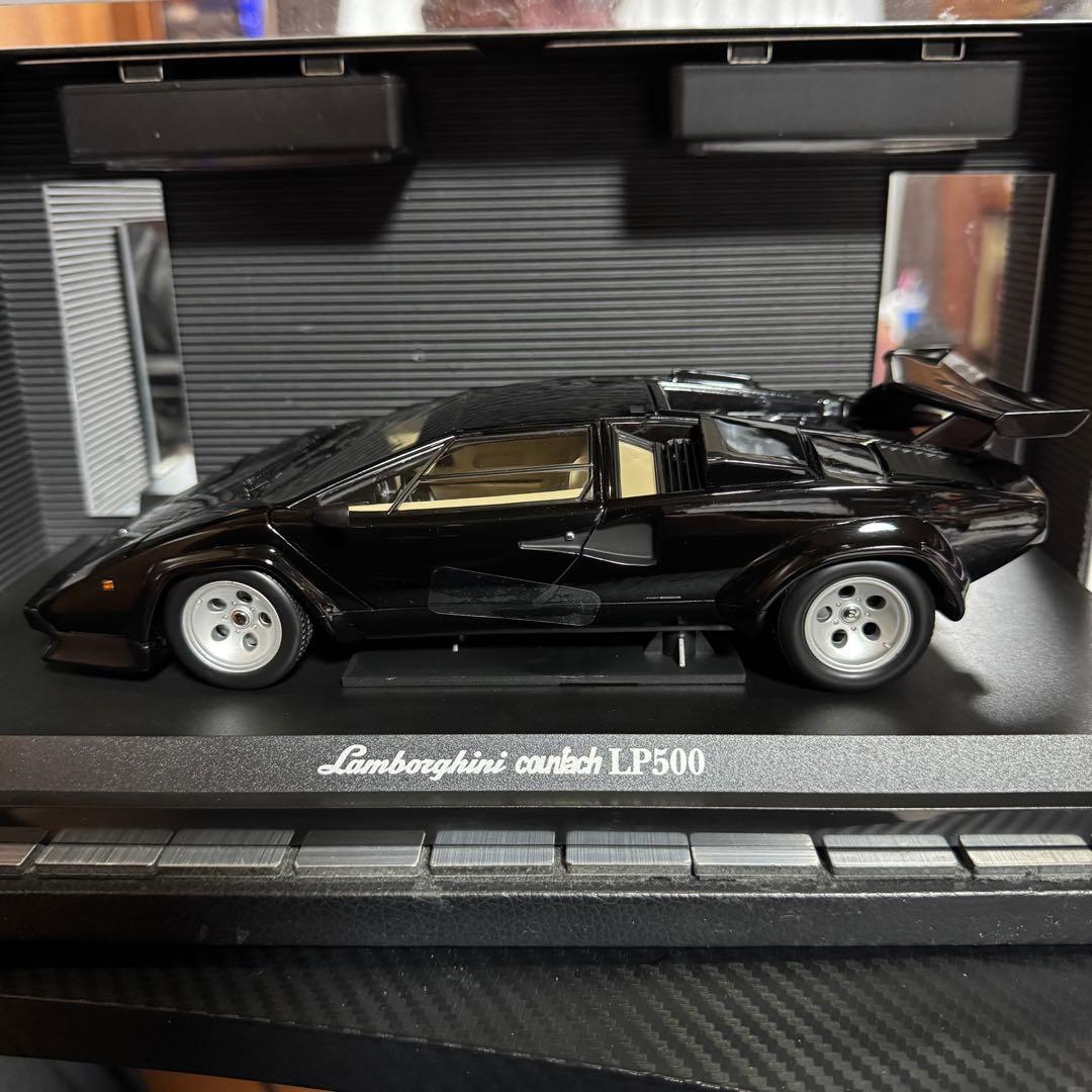 絶版未展示品 京商 1/18 ランボルギーニ カウンタック LP500