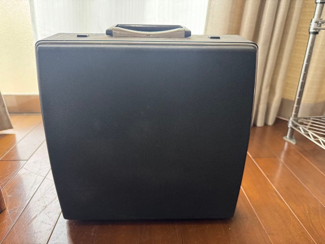 Contessa ホワイトタイプライター