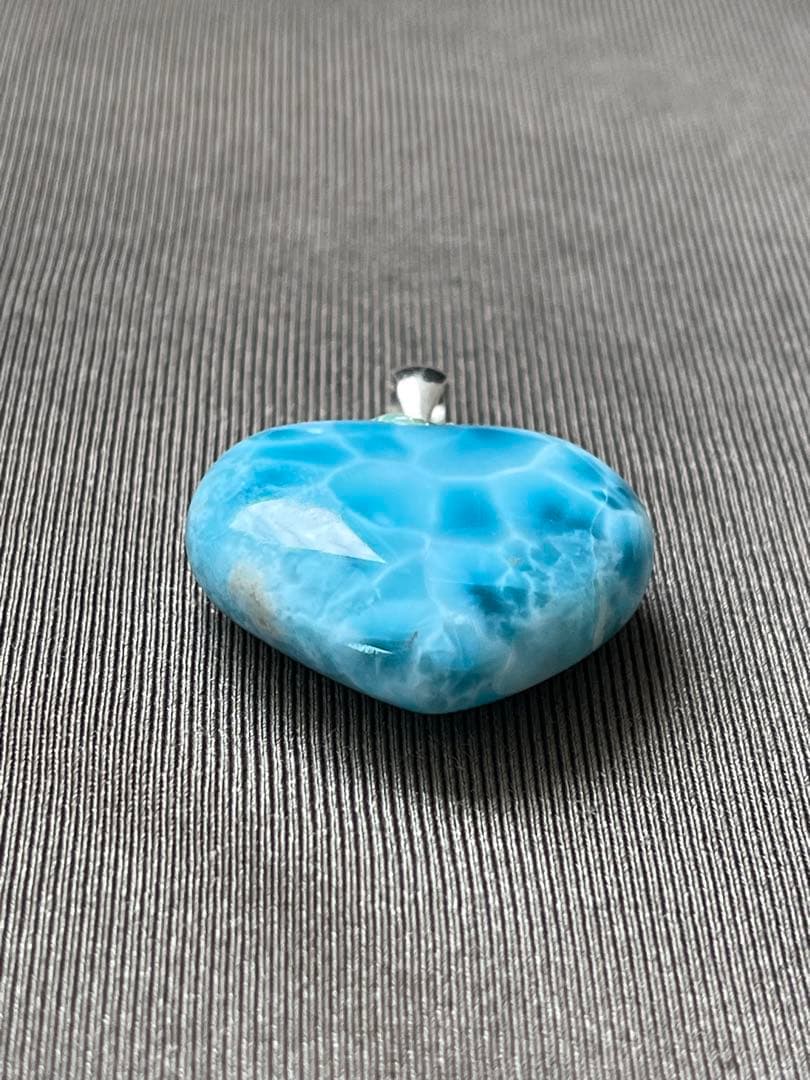 天然石☆高品質！ラリマーハート型ペンダントトップ☆濃いブルー＆模様が美しい！