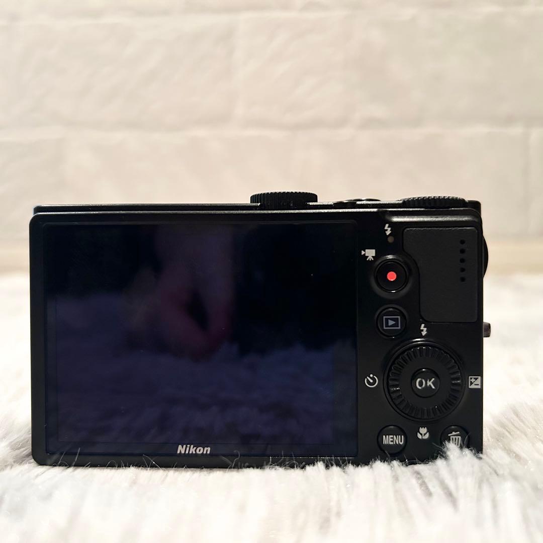 【極美品】 Nikon COOLPIX P300 コンパクトデジタルカメラ