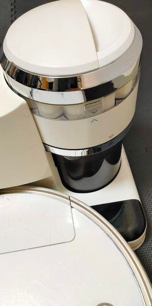 500. 東芝 ロボット 掃除機 トルネオ ロボ VC-RVS2W