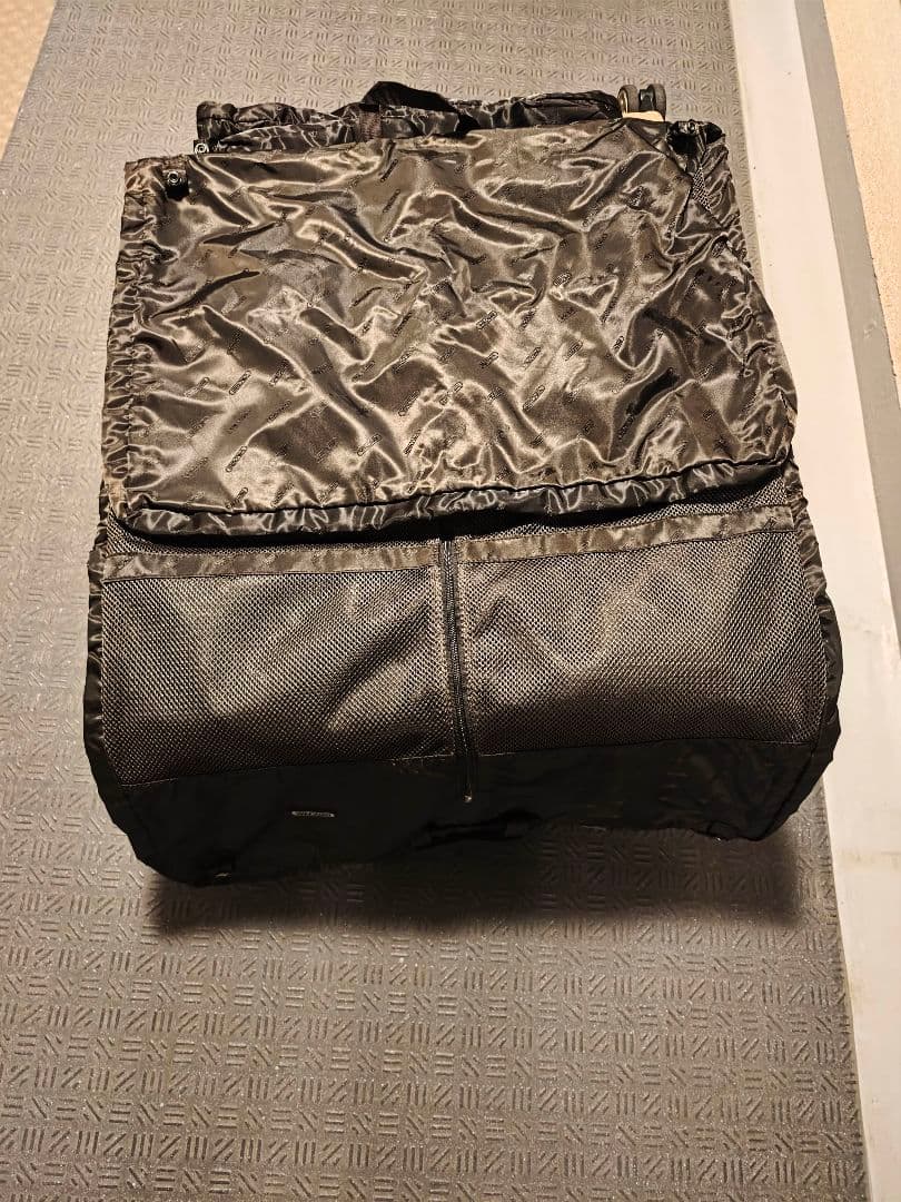 RIMOWAリモワトパーズ チタニウム82L　92073