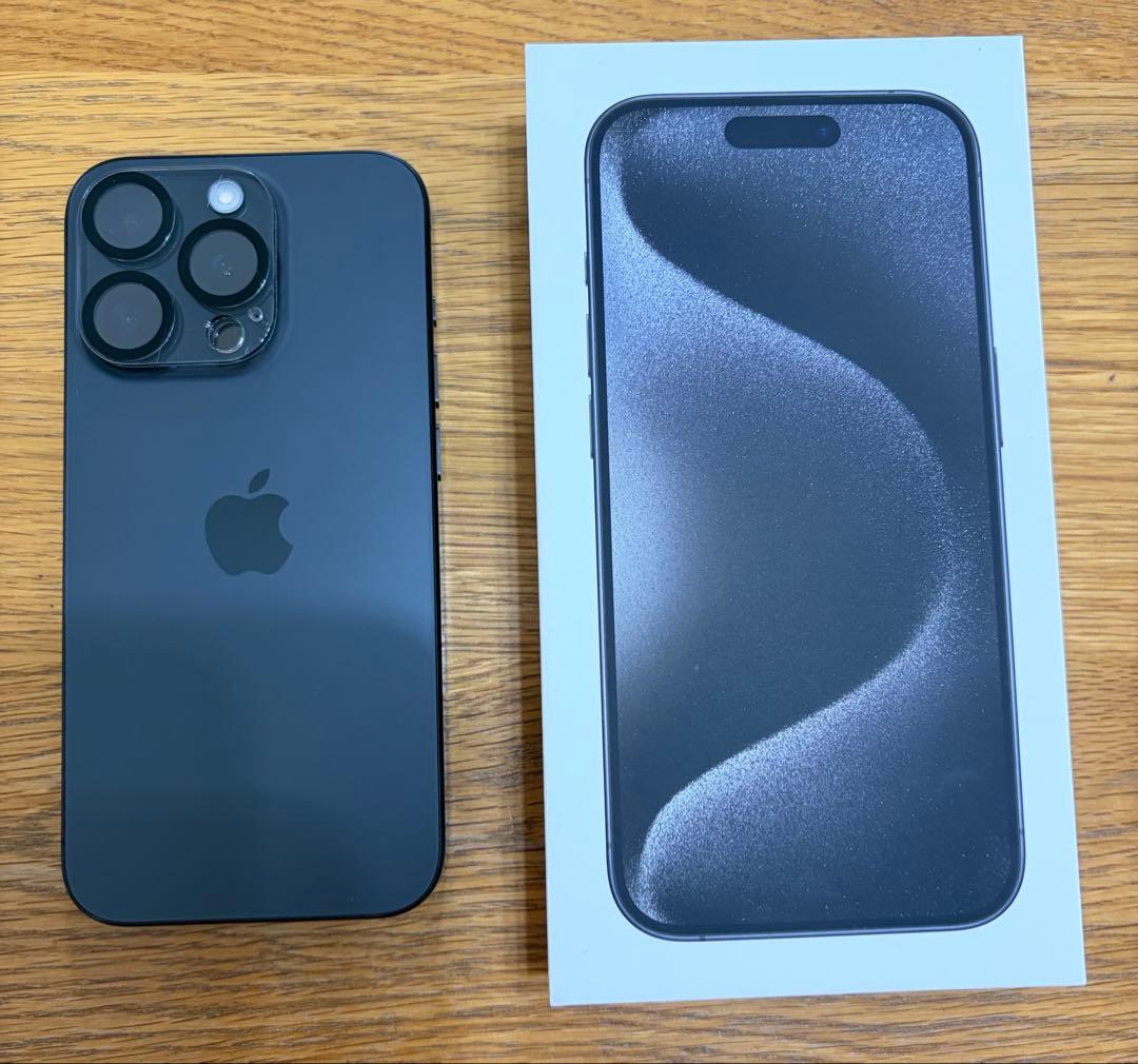 【美品】iPhone 15 Pro ブラックチタニウム 128GB