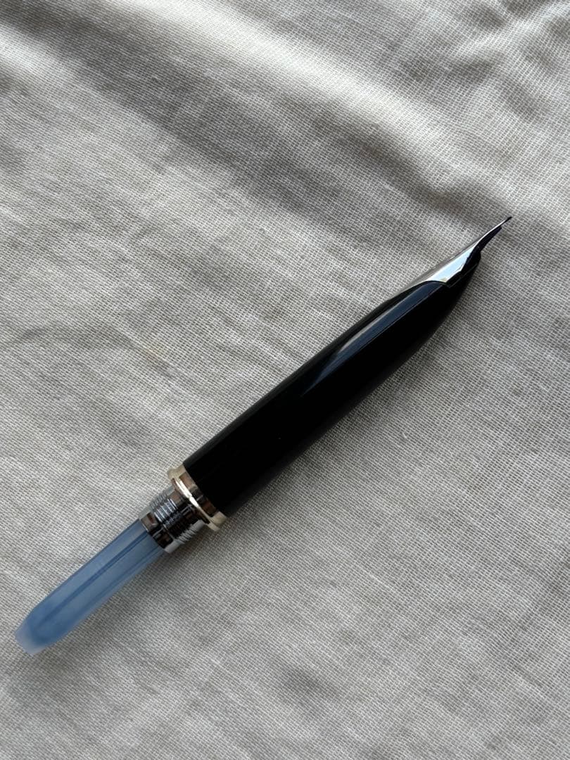 パイロットエリート格子柄万年筆18K