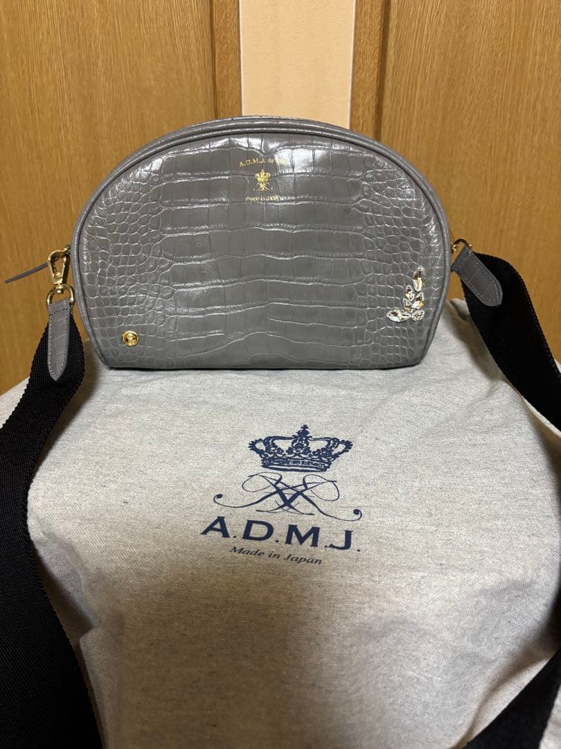 A.D.M.J ショルダーバック