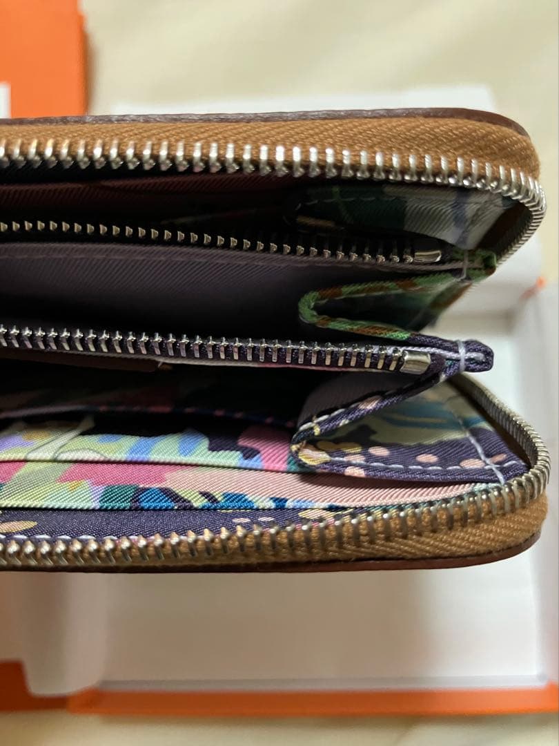 未使用 エルメス シルクインコンパクト