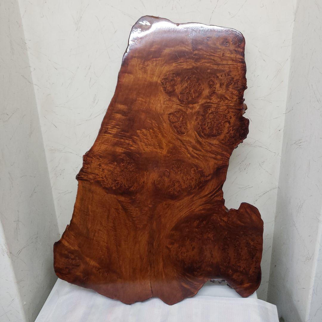 蔵出し特価　玉杢花台　花梨こぶ木製テーブル 自然な形状 光沢仕上げ