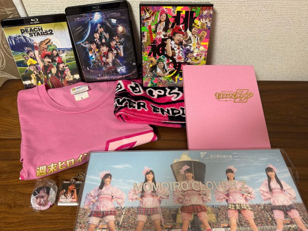 1月限定値下げ！ももクロ国立ライブＴシャツとライブBD、写真セット