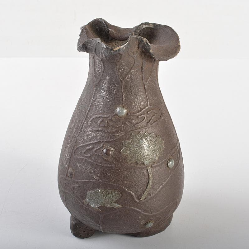 南蛮焼締　蓮葉形　蓮花蛙象嵌　掛け花生　合せ箱付　V　R7084