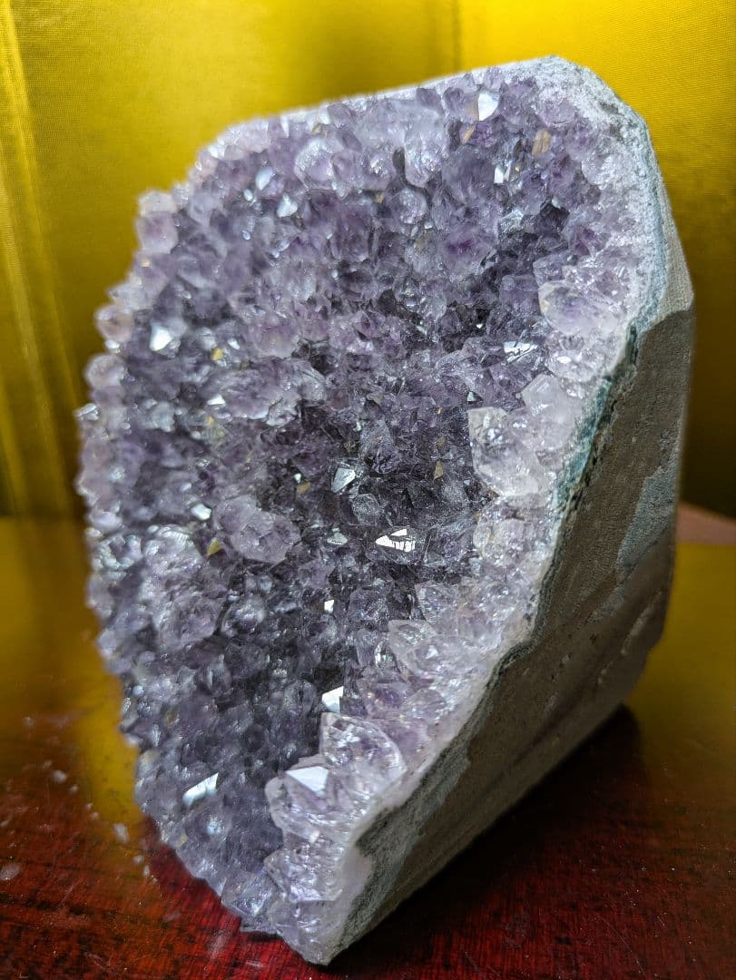 アメジストクラスター 1.05kg