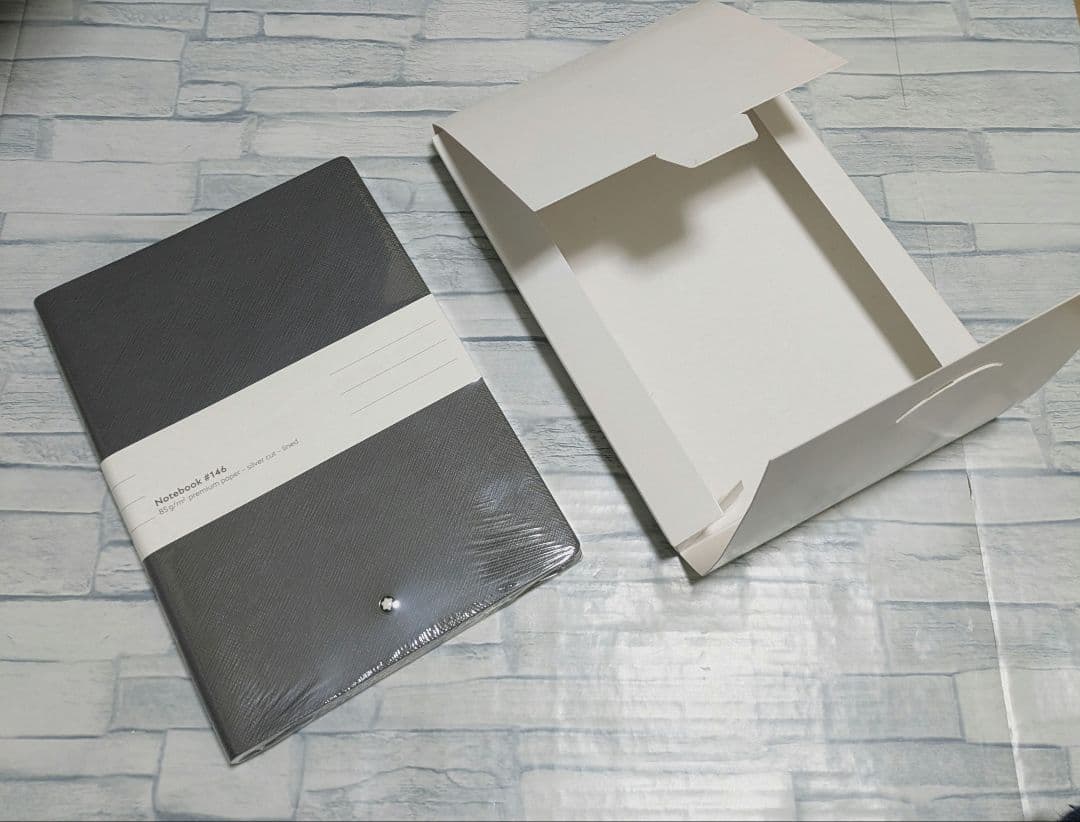 未使用品　モンブラン　ノートブック146 　グレー　シルバーカット