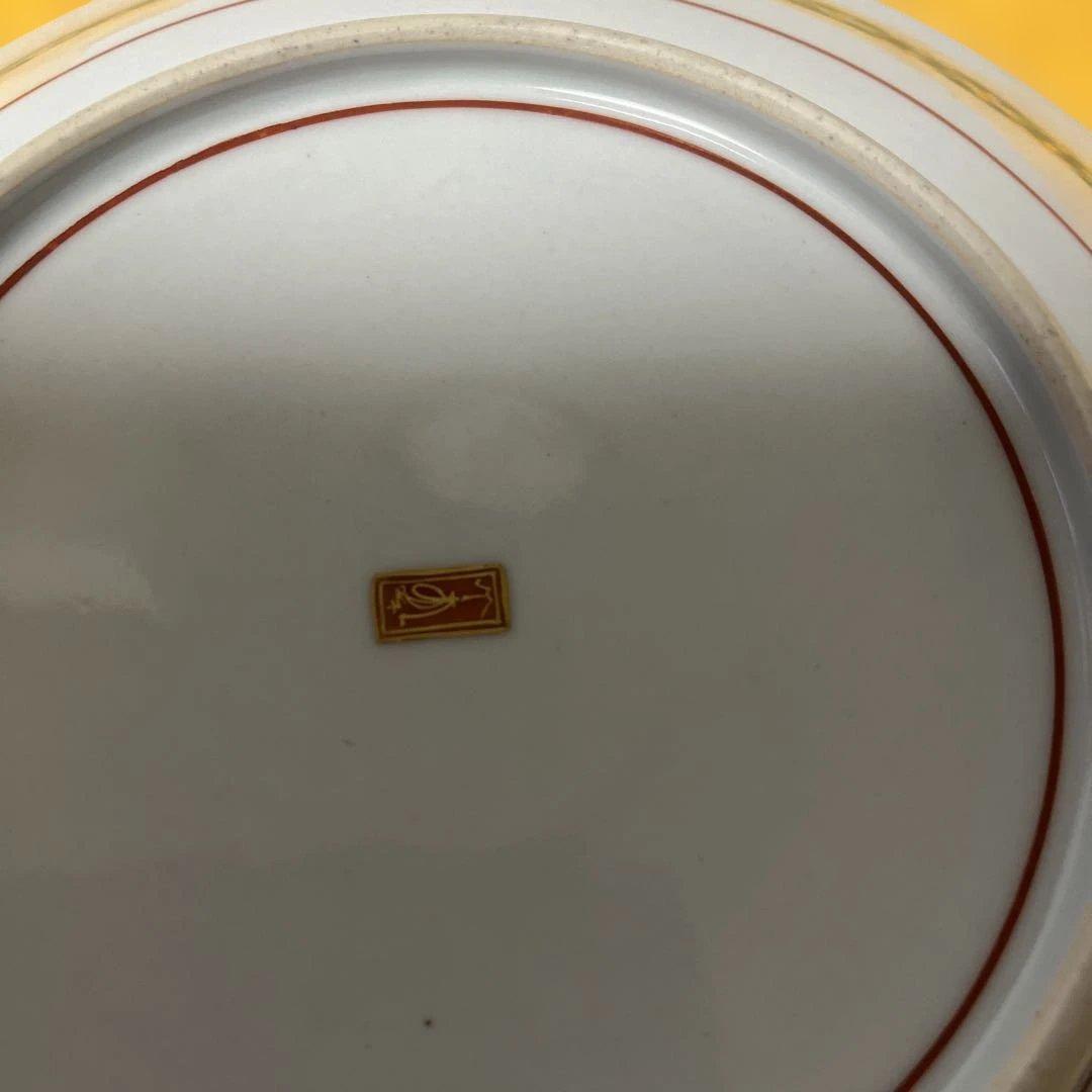 四代　上出喜山　極彩色梅絵文様　飾皿