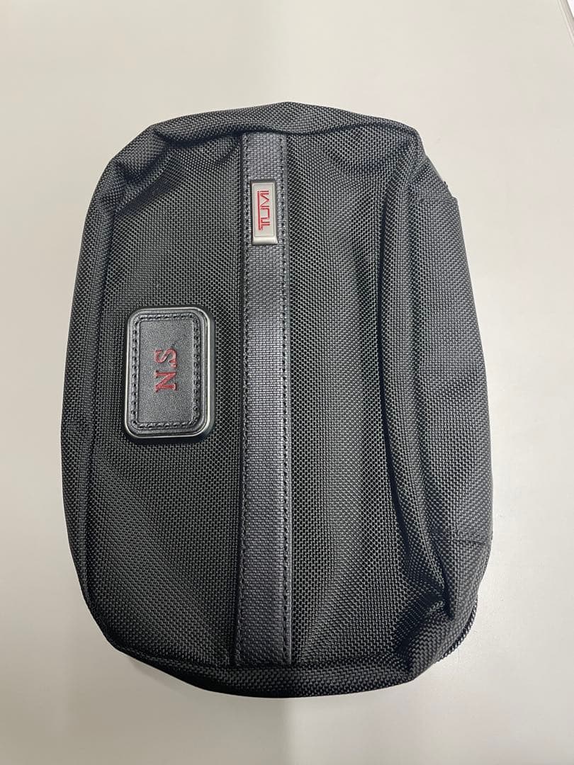 TUMI トラベルポーチ￼