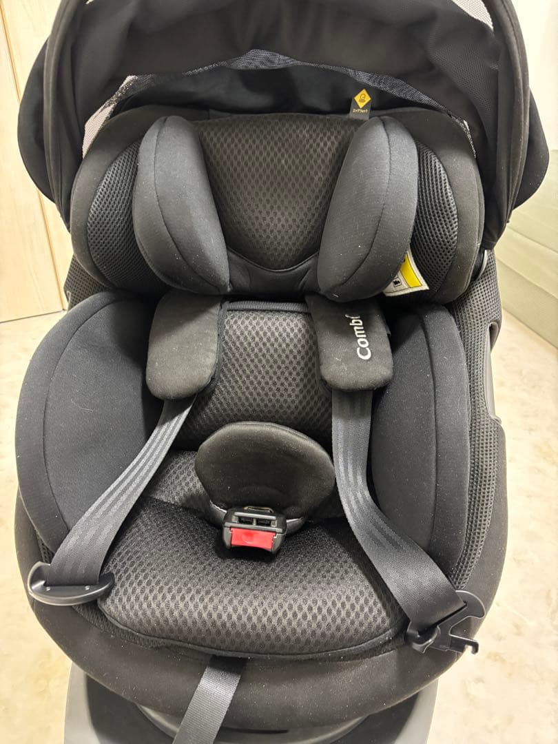Combi チャイルドシート the S ZC-750 ISOFIX 黒