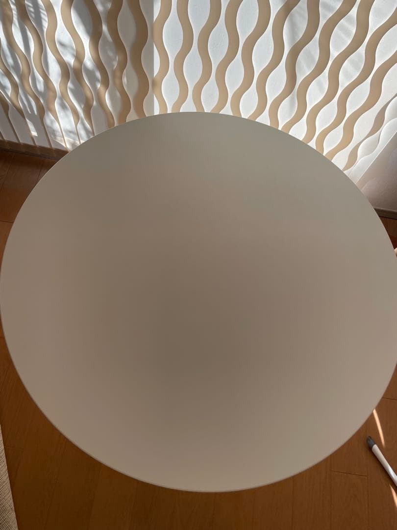 IKEA ドクスタ　丸テーブル　103センチ　ホワイト