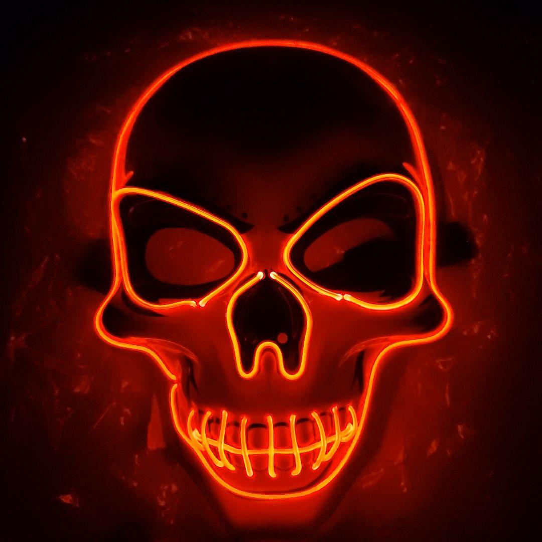 【LED】スカルマスク！全8種類 ボタンを押すだけで３段階に発光致します！