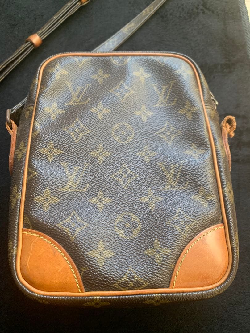 Louis Vuitton ショルダーバッグ　アマゾン訳あり
