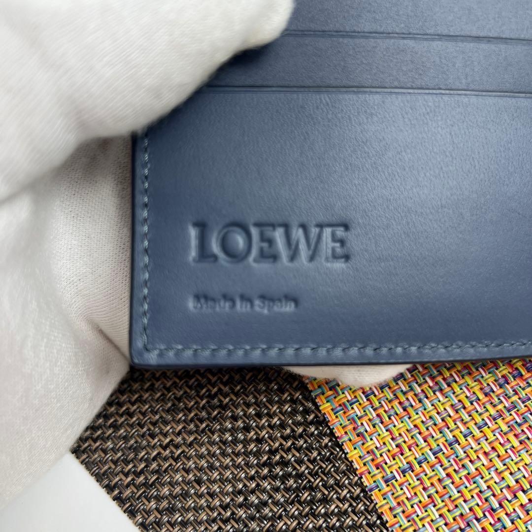 ✨極美品✨ LOEWE ロエベ バイフォールド　ウォレット　サテンカーフ