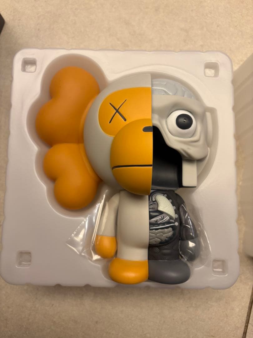 kaws×ape オリジナルフェイクmilo 正規品 カウズマイロ